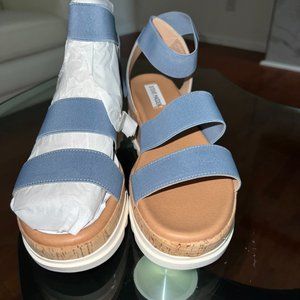 STEVE MADDEN  BANDI DUSTY BLUE SIZE US 9